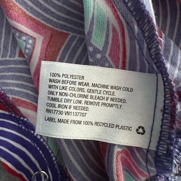 Genuine kids Osh Kosh size 3T jumper one piece. Snap legs, ruffled, sleeveless - Picture 7 of 9